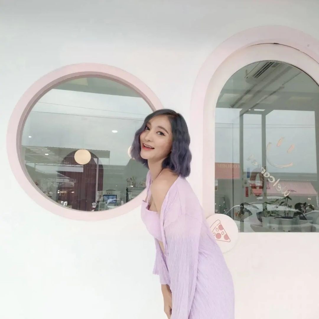 มินดา มีทรัพย์สิน