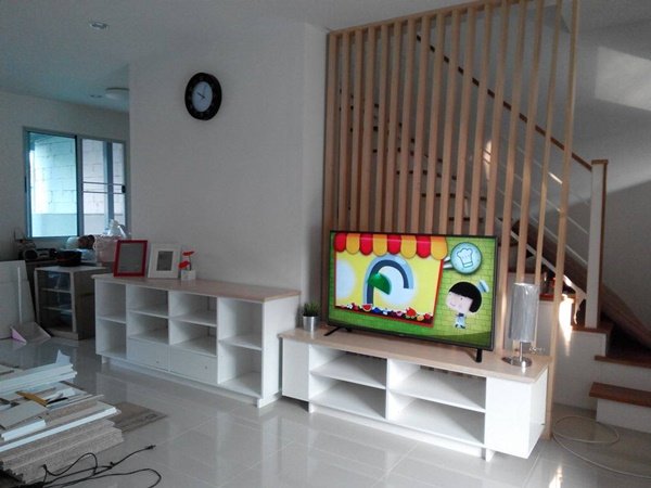 DIY ไม้กั้นห้อง เป็นเฟอร์นิเจอร์แต่งบ้าน ใช้เงินแค่ 35 หมื่น