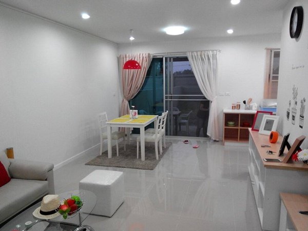 DIY ไม้กั้นห้อง เป็นเฟอร์นิเจอร์แต่งบ้าน ใช้เงินแค่ 35 หมื่น