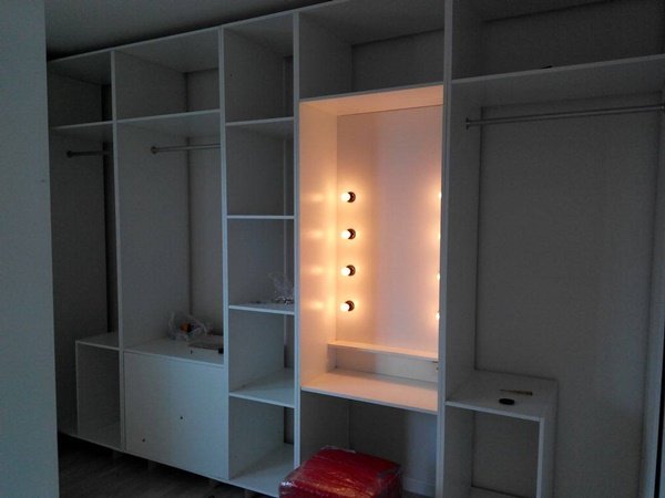 DIY ไม้กั้นห้อง เป็นเฟอร์นิเจอร์แต่งบ้าน ใช้เงินแค่ 35 หมื่น