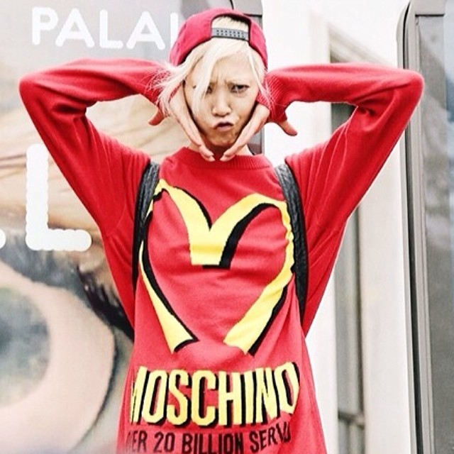  Moschino