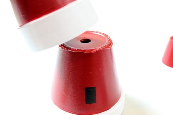 DIY ประภาคารจากกระถางต้นไม้ ของแต่งสวน ทำเองง่ายๆ