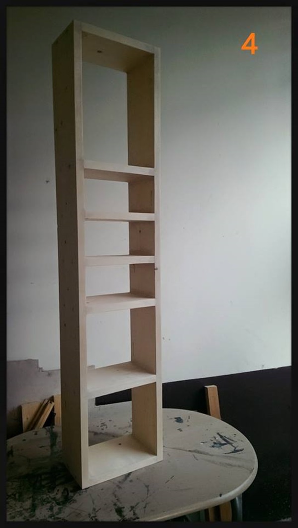 DIY ชั้นไม้สนเก็บของติดผนัง พร้อมช่องตะกร้า