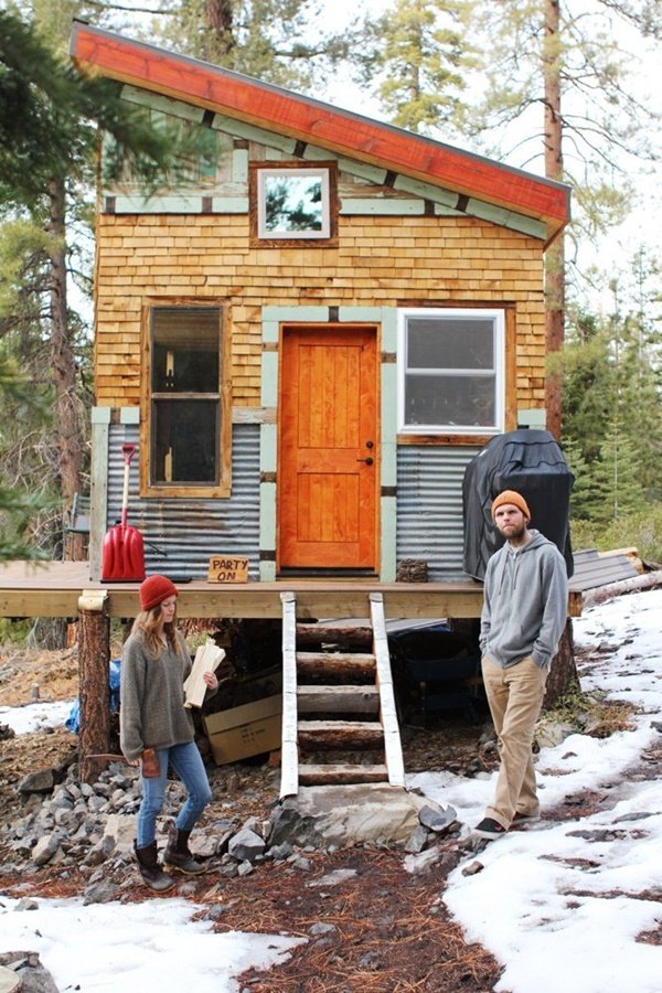 เปิด “บ้าน” หลังจิ๋ว  ฉบับ DIY ของคู่รักนักสร้างบ้าน