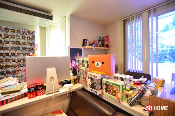 เปิด “ห้องทำงาน” โลกแห่งจินตนาการของ “คุณชายอดัม” มรวเฉลิมชาตรี ยุคล