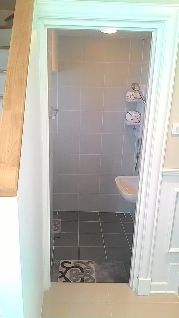 DIY แบ่งห้องน้ำส่วนเปียก-แห้ง ทนทานนับ 10 ปี งบ 1 พัน ทำได้ทุกบ้านที่มีห้องน้ำ