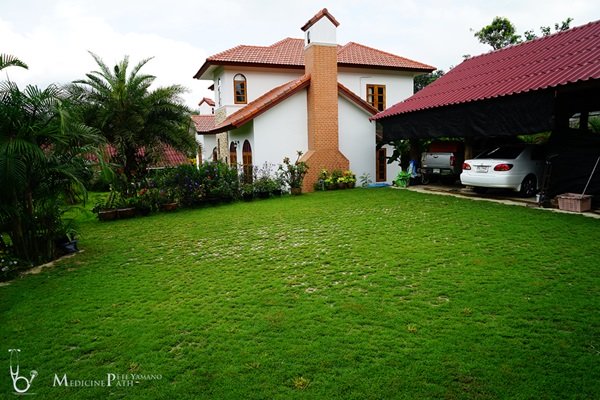 พาชมบ้านนอกและสวนของผม ในยามฝนแล้ง