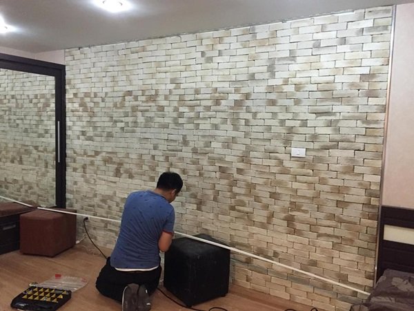 รีวิว  มาทำผนังห้องจืดๆ ให้ดูเป็น Modern Loft กันเถอะ