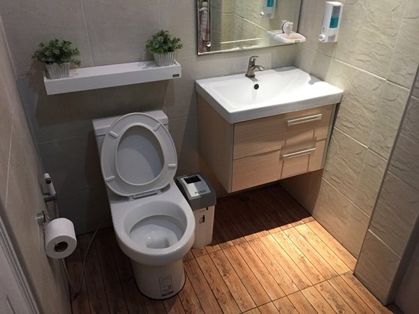 จ่ายเงินรีโนเวทไปไม่ถึง 3000 อารมณ์มันเหมือนได้ห้องน้ำใหม่ รูปเยอะมากก