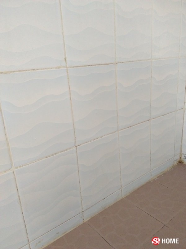 ขจัดคราบ “กระเบื้องฝังลึก” ในห้องน้ำ แบบคนยาก ด้วยเงิน 0 บาท อาศัยขโมยของก้นครัว