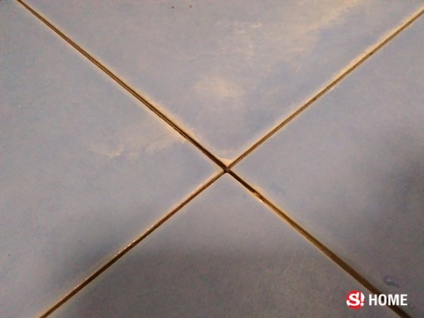 พิชิต “คราบฝ้าขาว” บนพื้นห้องน้ำ ด้วย “เกลือป่น" สะอาดล้ำแบบฟรีๆ