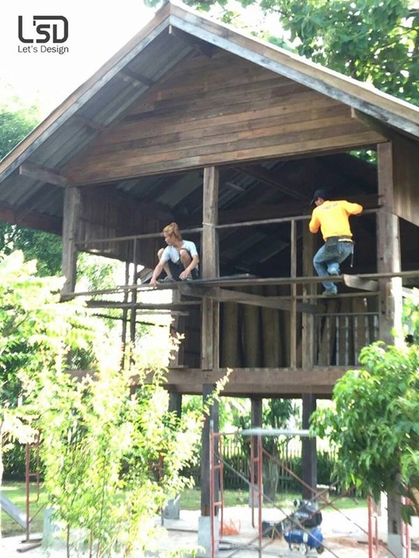 เจ๋งสุด สร้าง “ร้านกาแฟ” จาก “ไม้เก่า” ประหยัดเงินได้ 40 เปอร์เซ็นต์