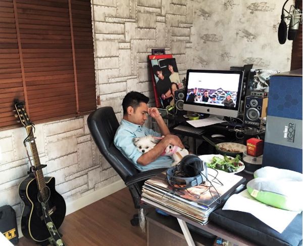 "บ้านดารา" ที่แม้จะไม่ใช่ตัวพ่อ ตัวแม่ แต่บ้านหลังใหญ่ใช้ได้เลย