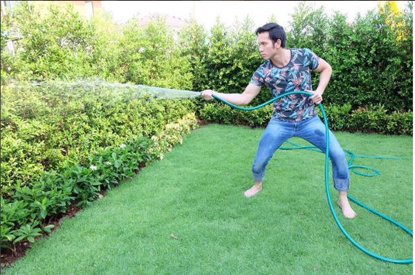 "บ้านดารา" ที่แม้จะไม่ใช่ตัวพ่อ ตัวแม่ แต่บ้านหลังใหญ่ใช้ได้เลย