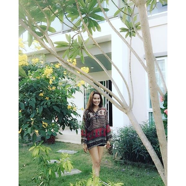 "บ้านดารา" ที่แม้จะไม่ใช่ตัวพ่อ ตัวแม่ แต่บ้านหลังใหญ่ใช้ได้เลย