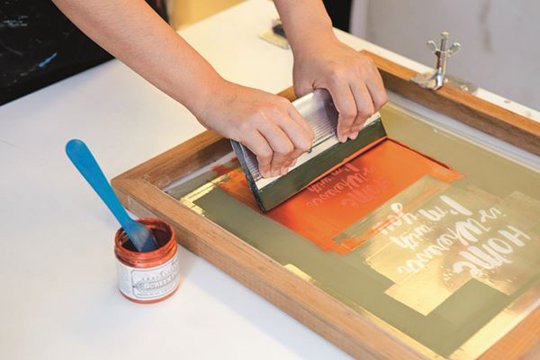 Silkscreen Printing การพิมพ์ ซิงค์ สกรีน