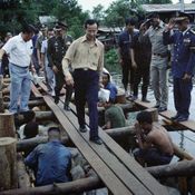 ห้องทรงงานของพ่อหลวง ทุกที่ ทุกแห่งเพื่อปวงชนชาวไทย