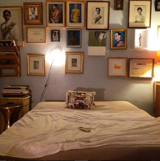 น้อมรำลึก นึกถึงพ่อ "เป็นรูปที่มีทุกบ้าน" จากบ้านดารา และเหล่าคนดัง