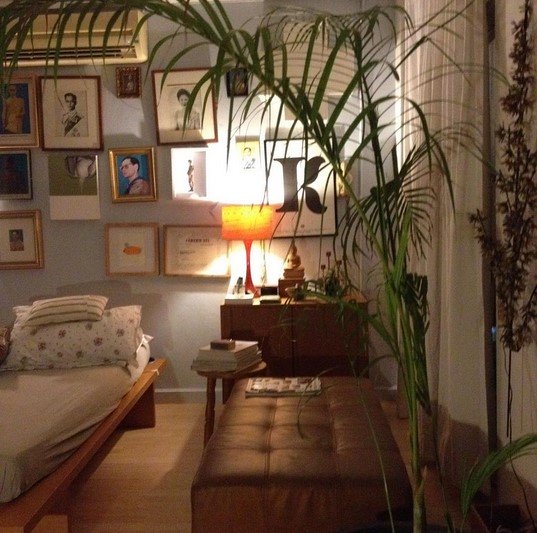 น้อมรำลึก นึกถึงพ่อ "เป็นรูปที่มีทุกบ้าน" จากบ้านดารา และเหล่าคนดัง