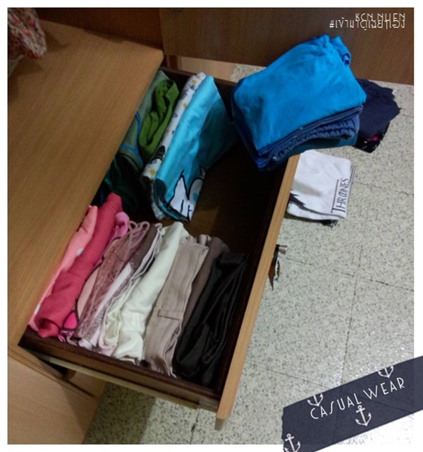 ชวนจัดตู้เสื้อผ้าใหม่ สำหรับไว้อาลัย 1 ปี