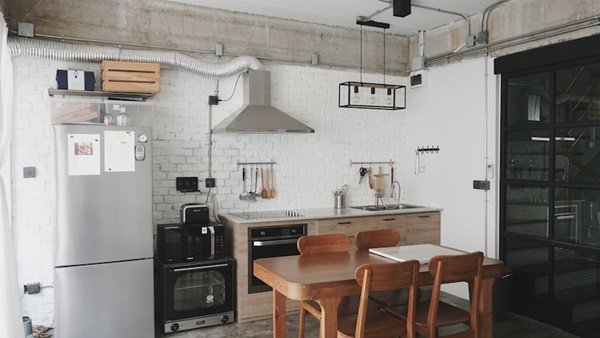 "บ้านเต็งหนึ่ง" และห้องครัวในฝันที่ออกแบบเอง ทำเอง งบไม่บานปลาย