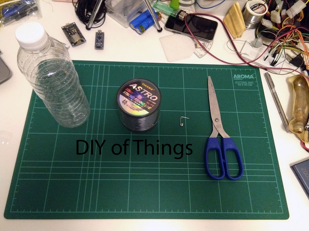 DIY ที่ดักเส้นผมในท่อน้ำทิ้งจากขวดน้ำและเชือก ไม่ต้องเสียเงินซื้อ