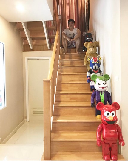 เปิด "บ้านแจ๊ค แฟนฉัน" บ้านที่เต็มไปด้วยโมเดล และโลกแห่งโดราเอมอน