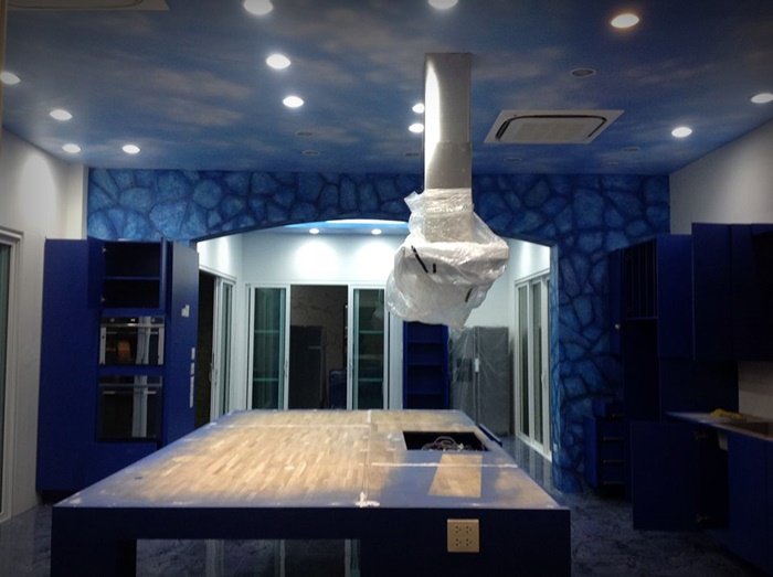 เปลี่ยนผนังบ้านราคา 10 ล้านเป็นผืนผ้าใบ ยกทะเล ทุ่งนาไทย ทุ่งลาเวนเดอร์ มาไว้รวมกัน