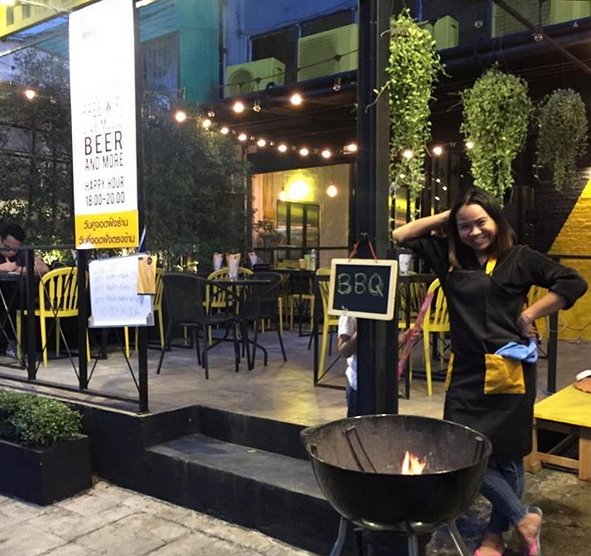 บาร์แอนด์คาเฟ่สไตล์ลอฟท์ของ "มิน ไข่ตุ้ม รตวรรณ" นักแสดงสายฮา