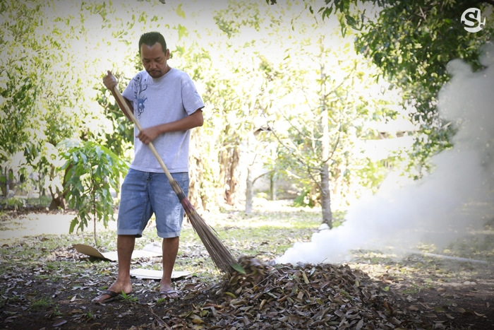 บ้าน 4 ไร่ที่นครนายกของ “เท่ง เถิดเทิง” บ้านไม้เรียบง่ายในสวนผลไม้ มีน้ำตก และไก่ป่า