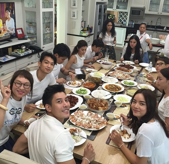 อลังการบ้าน "หน่อง อรุโณชา" ผู้จัดละครคนเก่ง มีโฮมเธียเตอร์ สปาในตัว