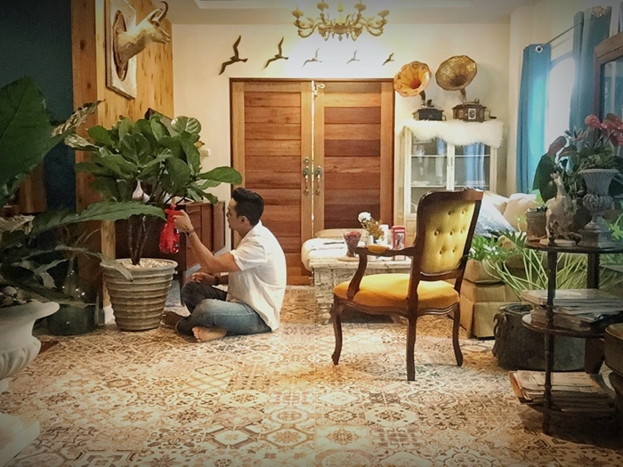 สวนบ้าน “กิก ดนัย” มุมเท่ของบ้านที่เกิดจากการผสมต้นไม้ และเฟอร์นิเจอร์ให้เข้ากัน