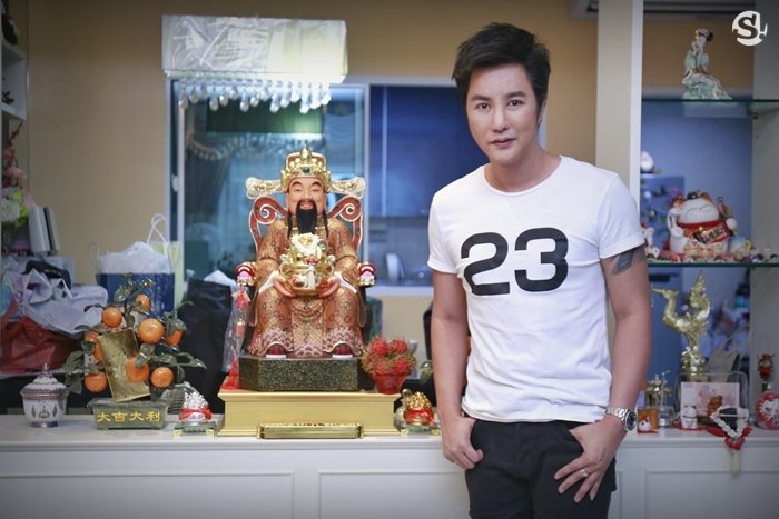 เปิดบ้าน “ริว จิตสัมผัส” ออกแบบบ้านตามหลักฮวงจุ้ยตั้งแต่หน้าบ้านถึงท้ายบ้าน