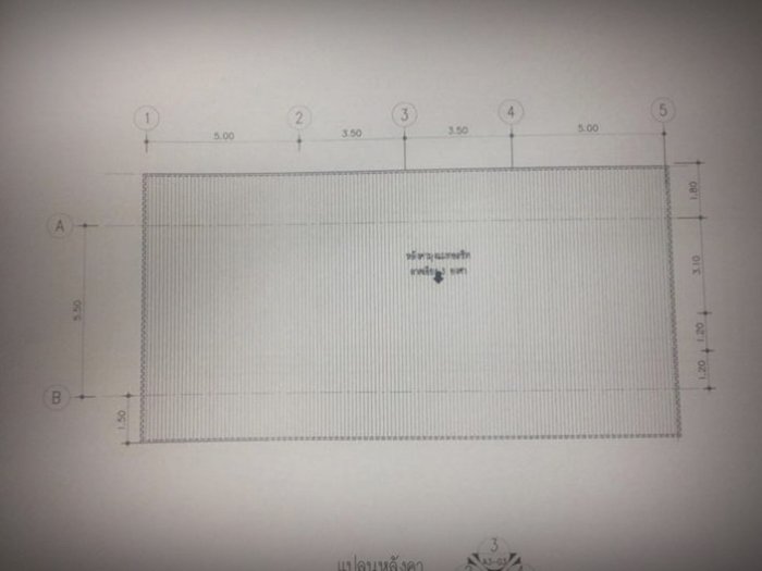 บ้านหน้ากว้างสไตล์รีสอร์ท 2 ห้องนอน 2 ห้องน้ำ ตกแต่งด้วยเส้นสายที่เรียบง่ายแต่ดูดี