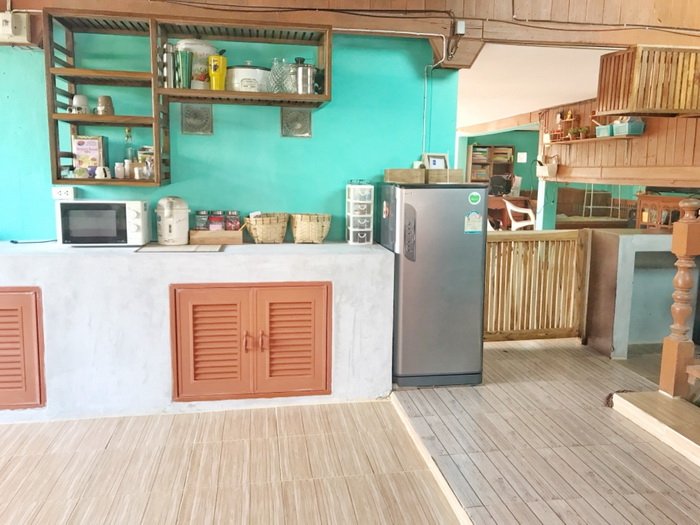 ชวนทุบกระปุก “รีโนเวทห้องครัวไทย” งบไม่เกิน 15000 บาทดีไซน์ปูนเปลือย พร้อมฟังก์ชั่นครบครัน