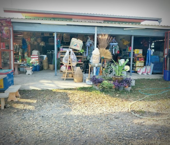 ประสบการณ์จากวิศวกร “ลาออกจากงานมาเปิดร้านเกษตรที่บ้านเกิด” ใช้ชีวิตแบบเรียบง่ายพอเพียง แต่เต็มไปด้วยความสุข
