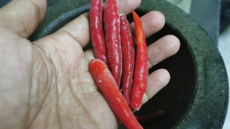 แชร์เคล็ดลับ “วิธีเก็บพริกไว้ทานได้ทั้งปี” ไม่เน่า ไม่เสีย และคงรสชาติเดิม