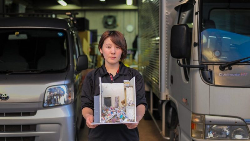 สวยหรือสยอง ศิลปินญี่ปุ่นจำลองห้องจิ๋วของผู้ที่เสียชีวิตอย่างโดดเดี่ยว