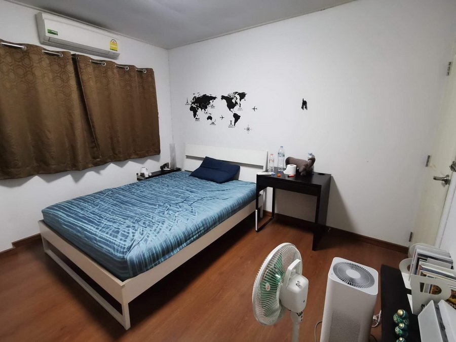 พาชม “รีโนเวทห้องนอนด้วยงบสามหมื่นกว่าบาท” จากห้องเรียบๆ เป็นห้องหรูหรามีสไตล์