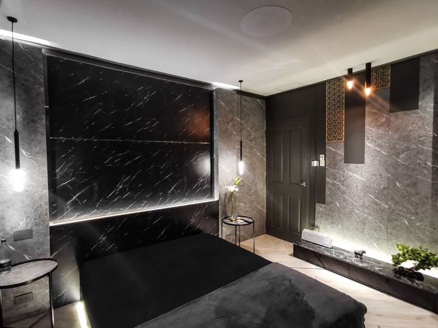 พาชม “รีโนเวทห้องนอนด้วยงบสามหมื่นกว่าบาท” จากห้องเรียบๆ เป็นห้องหรูหรามีสไตล์