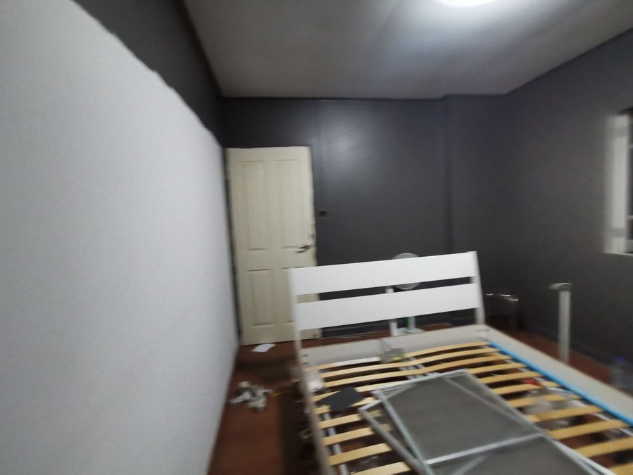 พาชม “รีโนเวทห้องนอนด้วยงบสามหมื่นกว่าบาท” จากห้องเรียบๆ เป็นห้องหรูหรามีสไตล์