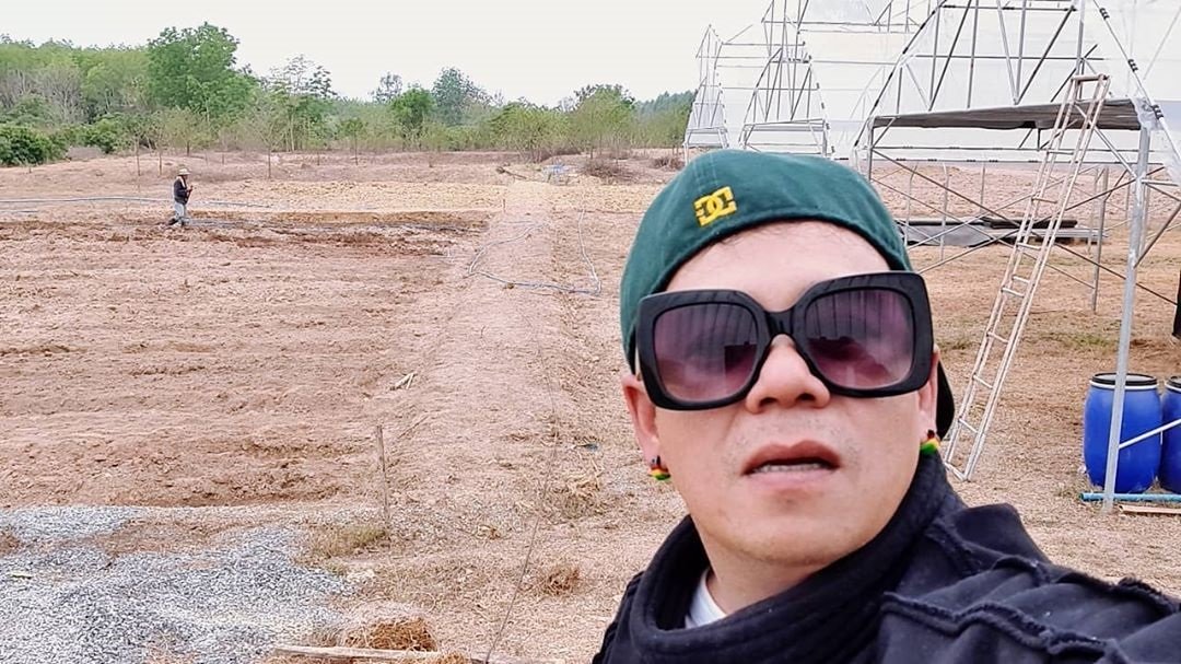 ไปให้สุดแล้วหยุดที่ ฟาร์มออร์แกนิค "เสนาหอย" ผันชีวิตติดเที่ยว สู่ภาคเกษตร
