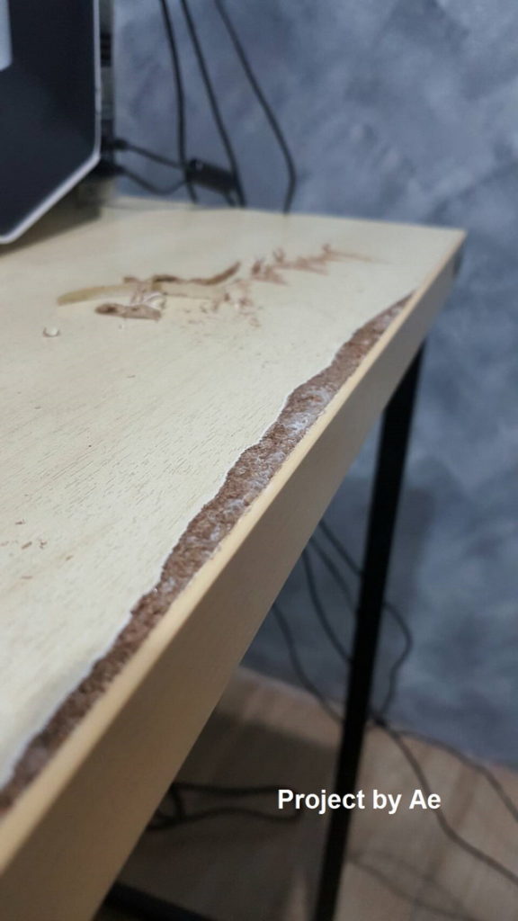 ไม่ต้องซื้อใหม่ มาดูวิธีแก้ไขปัญหา "โต๊ะไม้อัดพองตัว” ด้วยวิธีที่แสนง่าย แถมใช้งบแค่นิดเดียว