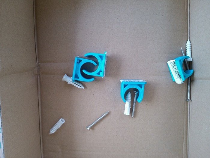 DIY รางผ้าม่านจากท่อ PVC ทำได้ง่ายๆ ราคาถูก ประหยัด แถมยังทนทานแข็งแรง ใช้งานได้จริง