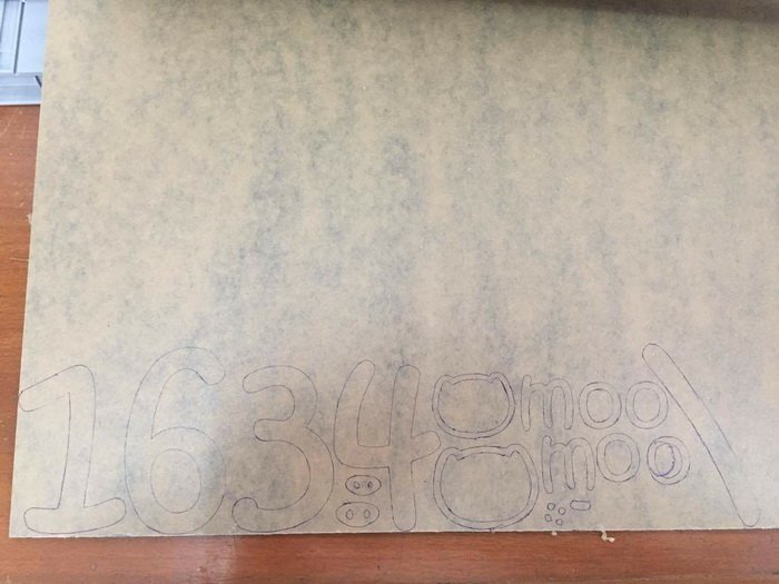 DIY ป้ายเลขที่บ้านสุดเก๋ ทำเองง่ายๆ ด้วยวัสดุอะคริลิกในงบหลักร้อย สวยได้ไม่ต้องง้อร้าน