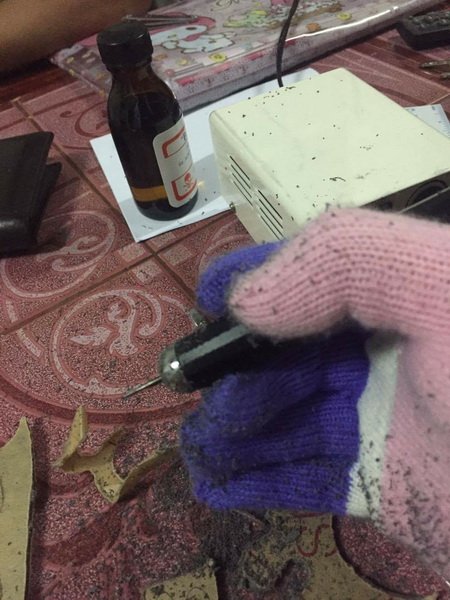 DIY ป้ายเลขที่บ้านสุดเก๋ ทำเองง่ายๆ ด้วยวัสดุอะคริลิกในงบหลักร้อย สวยได้ไม่ต้องง้อร้าน