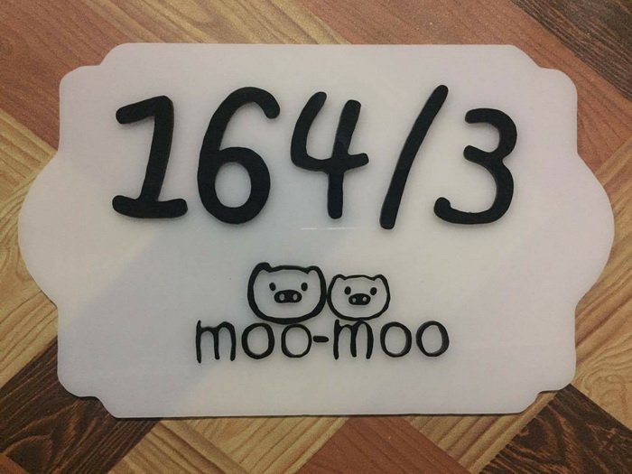 DIY ป้ายเลขที่บ้านสุดเก๋ ทำเองง่ายๆ ด้วยวัสดุอะคริลิกในงบหลักร้อย สวยได้ไม่ต้องง้อร้าน