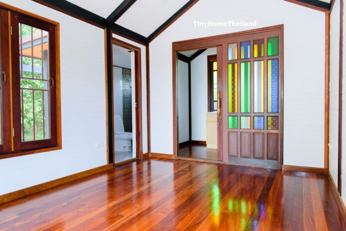 บ้านไม้สำเร็จรูปราคาประหยัด หลังเล็กกะทัดรัด กลิ่นอายบ้านไทยโบราณ พื้นที่ใช้สอย 352 ตรม