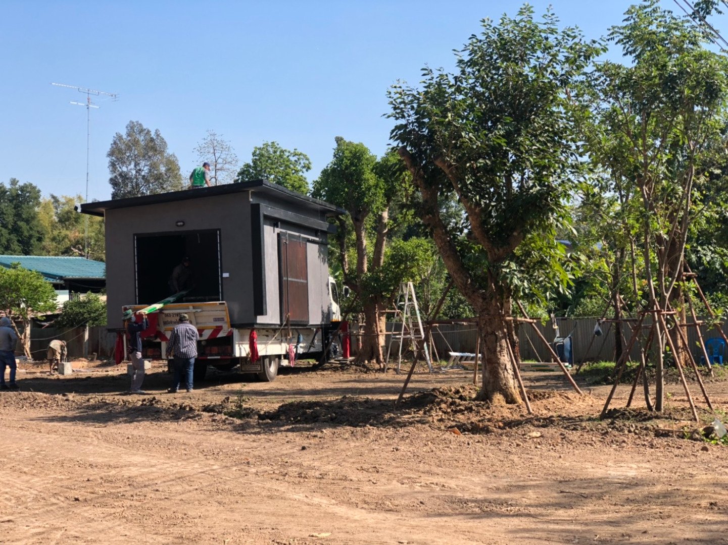 รีวิว “สร้างบ้านสวนน็อคดาวน์” ที่พักเล็ก ๆ ส่วนตัวหนีภัยโควิด
