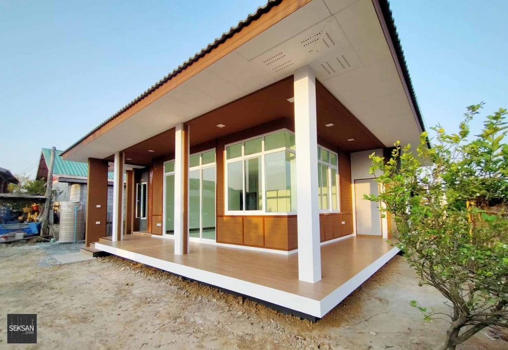 บ้านเฮาเอาเดิร์น บ้านชั้นเดียวสไตล์โมเดิร์นกับกลิ่นอายภาคอีสานที่ลงตัว